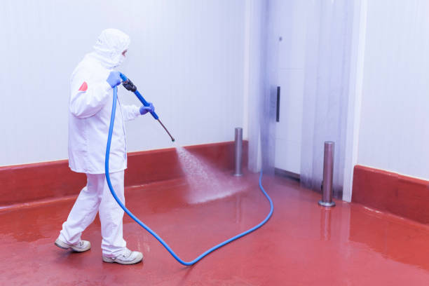 Best Animal Enclosure Cleaning  in Lakeside, CA
